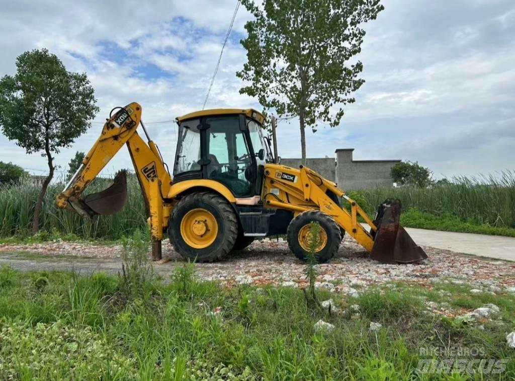 JCB 3 CX Ekskavatoriniai krautuvai
