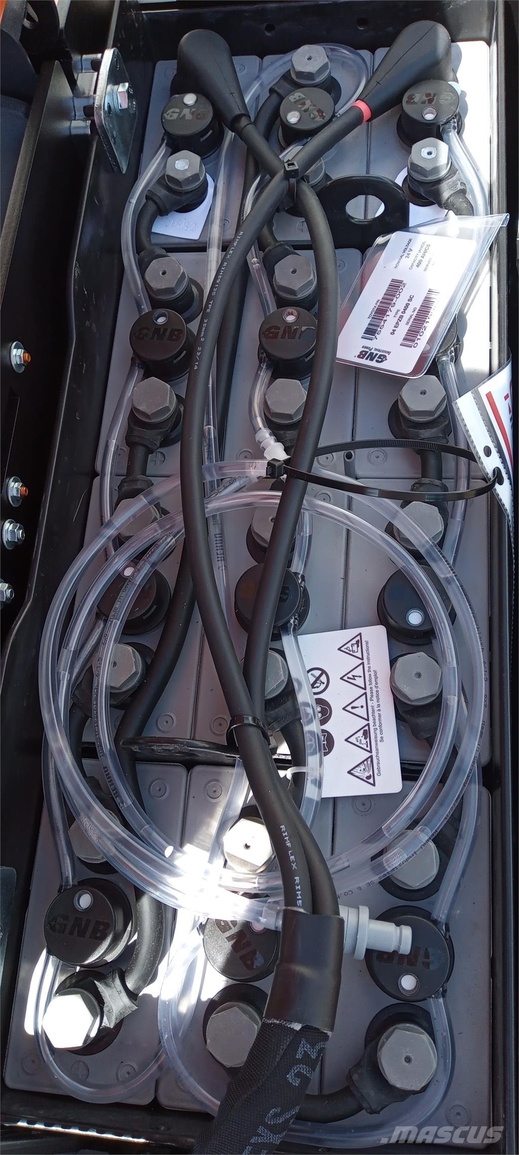 Toyota LPE 250 Rankiniai vėžimėliai