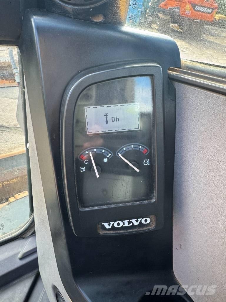 Volvo ECR 88 D Vidutinės galios ekskavatoriai 7-12 t