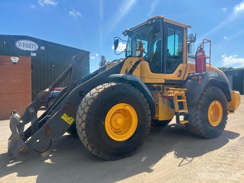 Volvo L110H L/Boom Naudoti ratiniai krautuvai