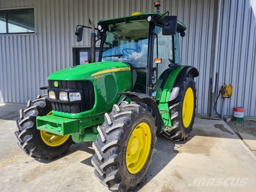 John Deere 5090 M Traktoriai