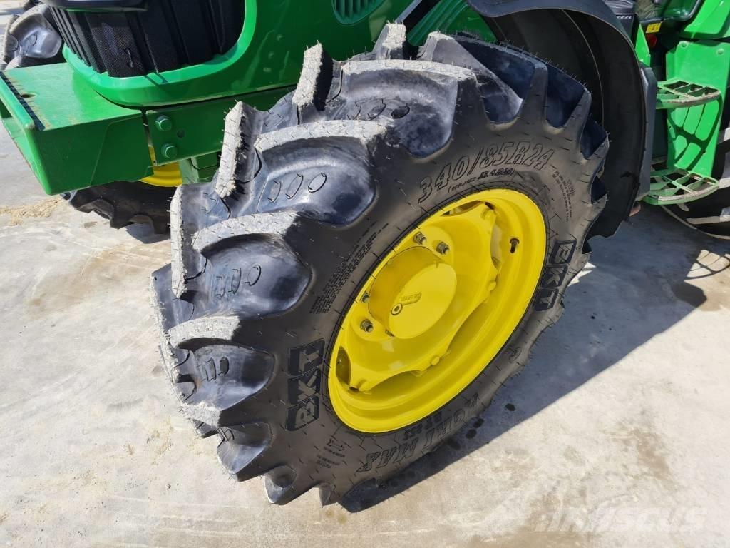 John Deere 5090 M Traktoriai