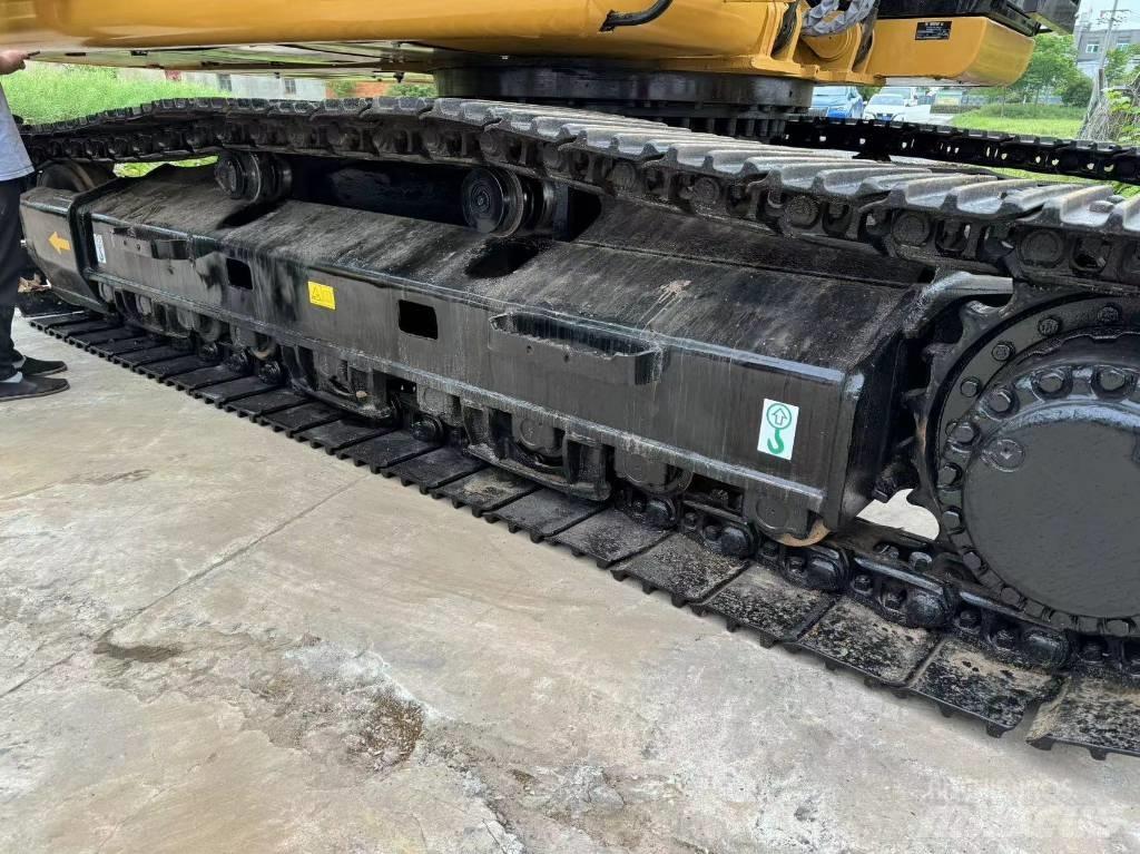 CAT 329D Vikšriniai ekskavatoriai