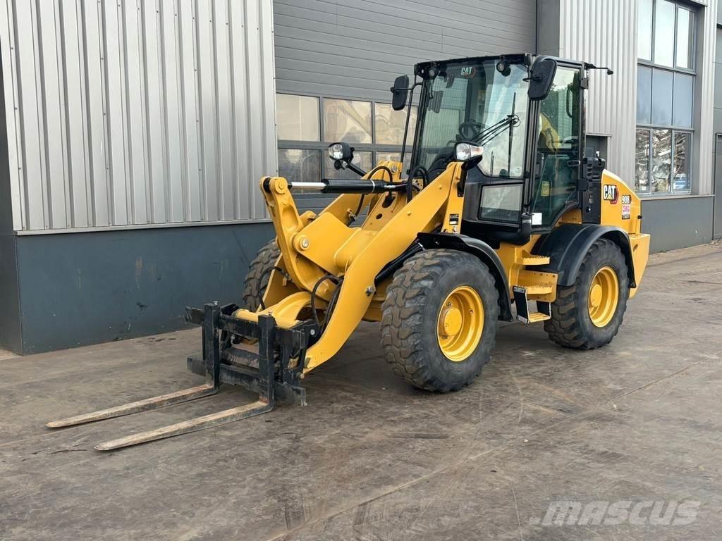 CAT 908 Naudoti ratiniai krautuvai