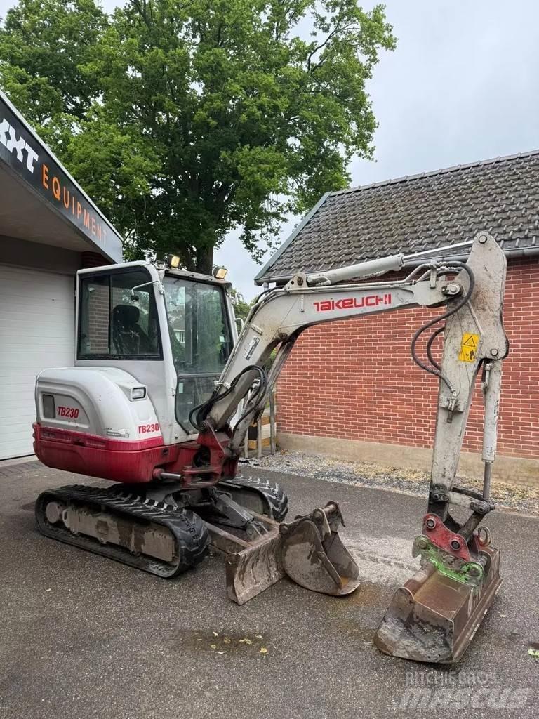 Takeuchi TB230 Mini ekskavatoriai < 7 t