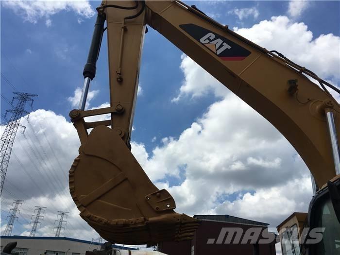 CAT 320 D Vikšriniai ekskavatoriai
