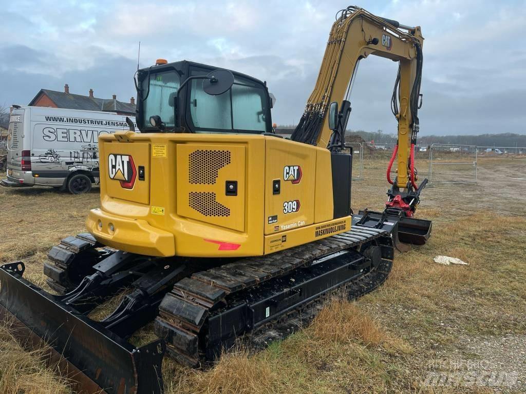 CAT 309 Vidutinės galios ekskavatoriai 7-12 t