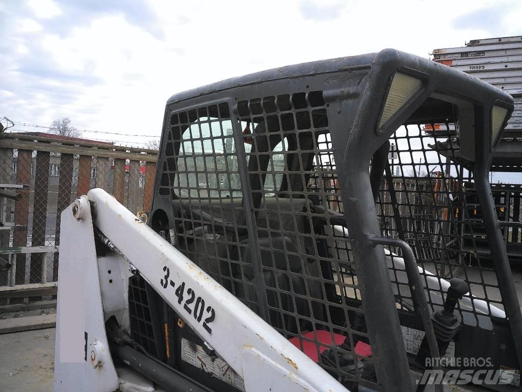 Bobcat S 130 Krautuvai su šoniniu pasukimu
