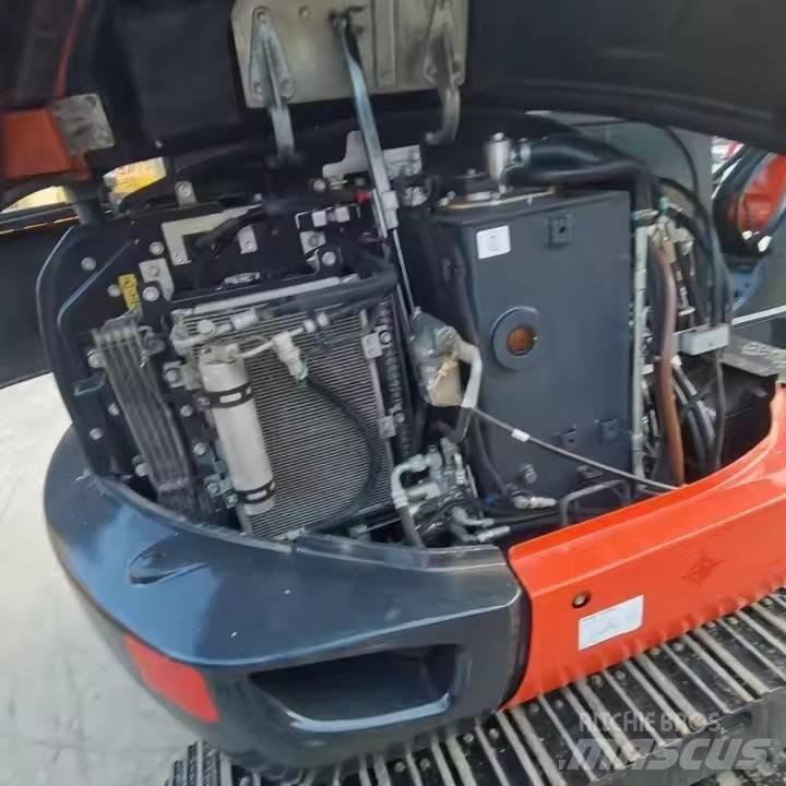 Kubota KX165 Vikšriniai ekskavatoriai