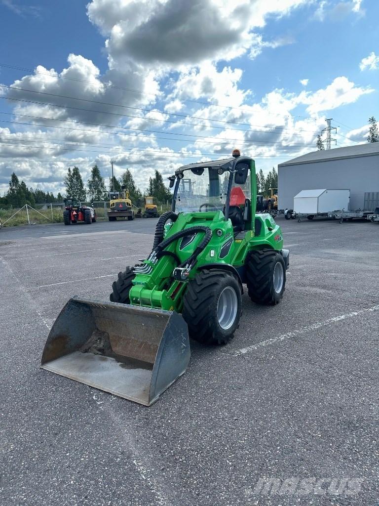 Avant 860 i Mini krautuvai