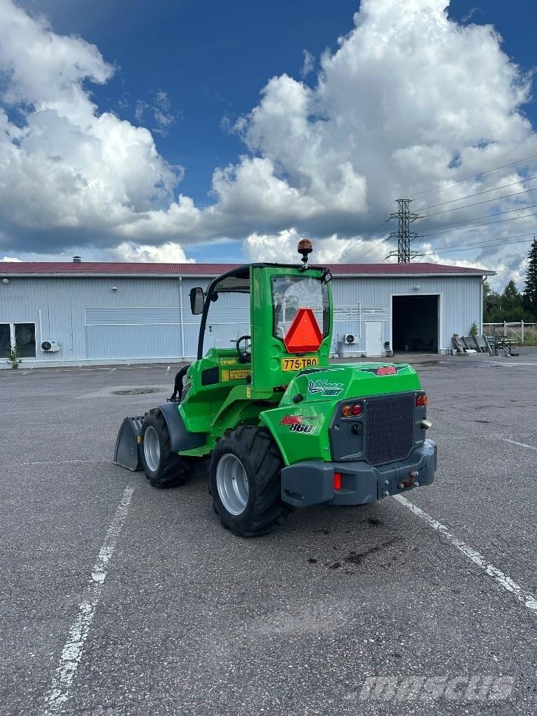 Avant 860 i Mini krautuvai