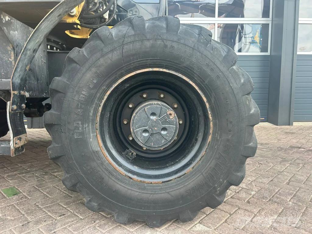 CAT M313D Ratiniai ekskavatoriai