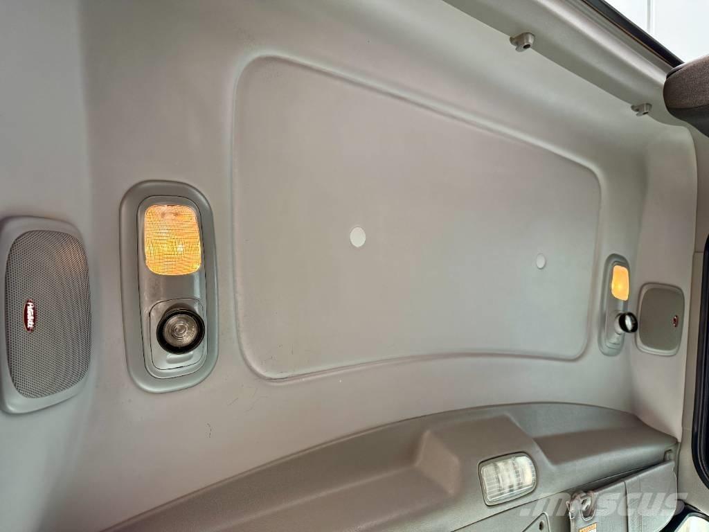 Peterbilt 389 Naudoti vilkikai