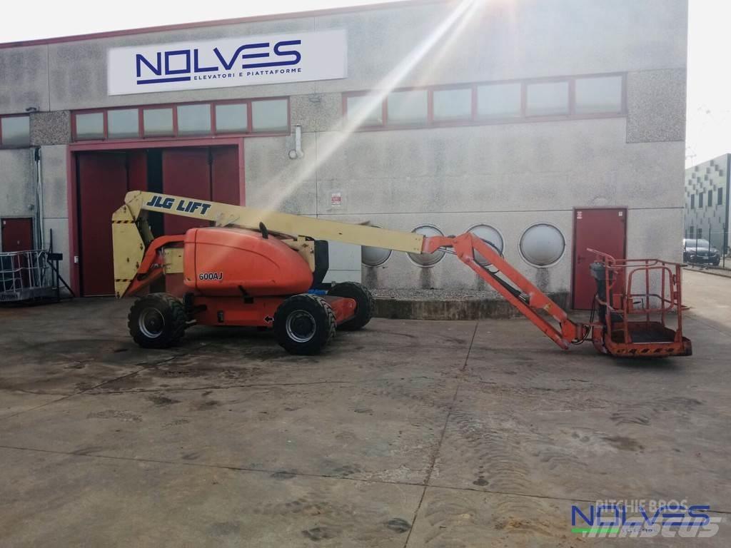JLG 600AJ Alkūniniai keltuvai