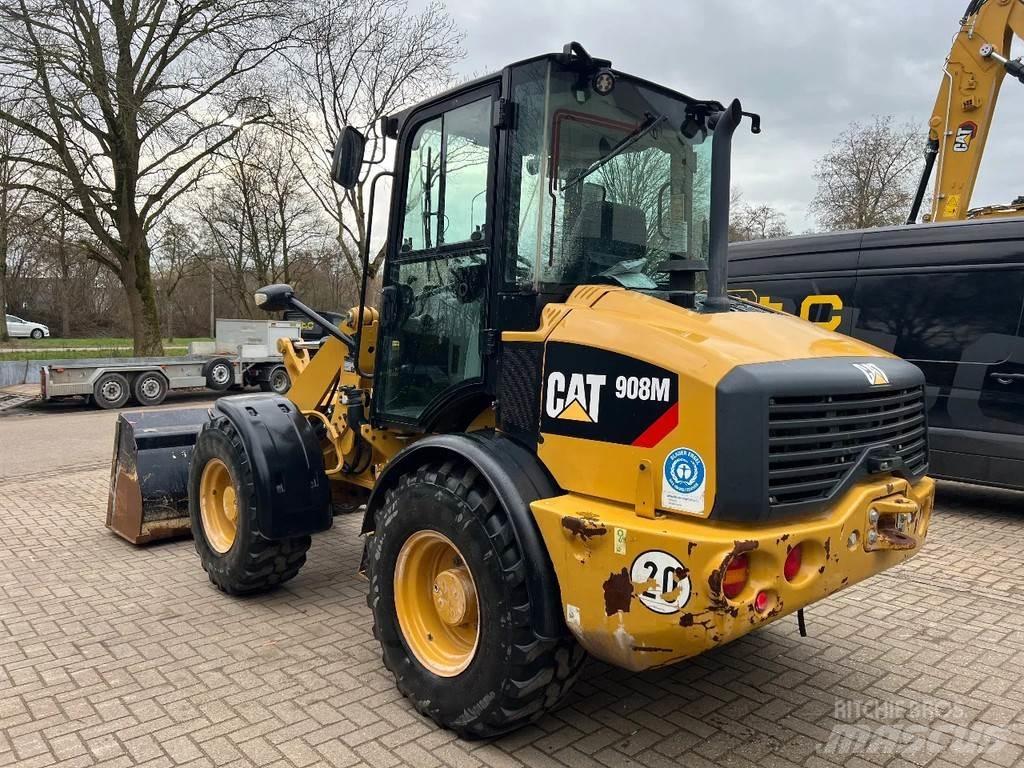 CAT 908M Naudoti ratiniai krautuvai