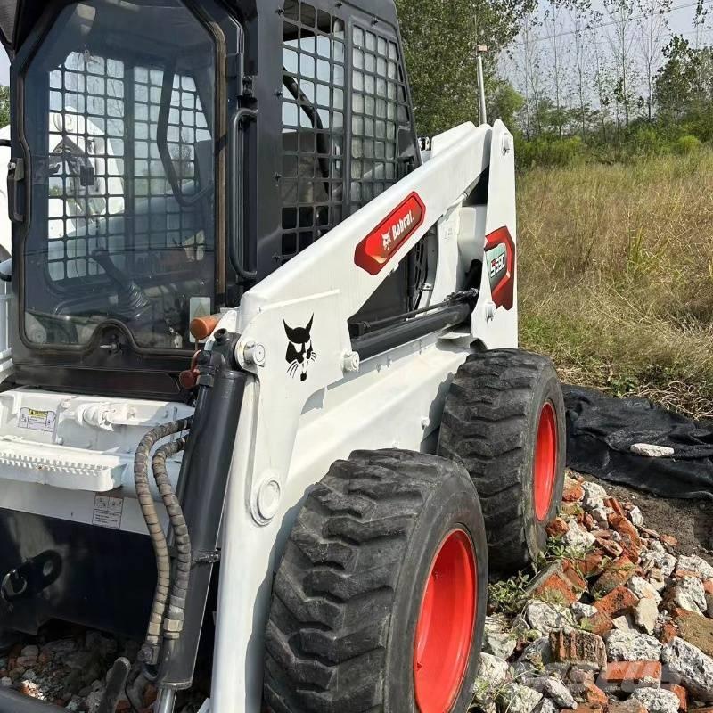 Bobcat S 590 Krautuvai su šoniniu pasukimu