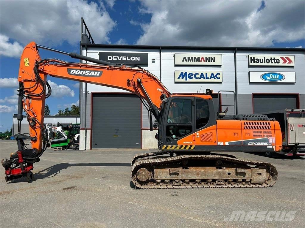 Doosan DX255LC-5 Vikšriniai ekskavatoriai