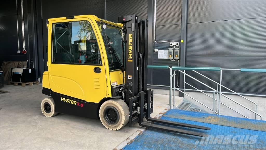 Hyster J 3.0 XN Elektriniai šakiniai krautuvai
