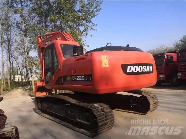Doosan DH225 Vikšriniai ekskavatoriai