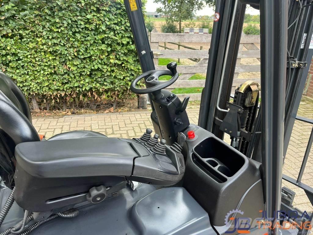 Linde E14-02 Elektriniai šakiniai krautuvai