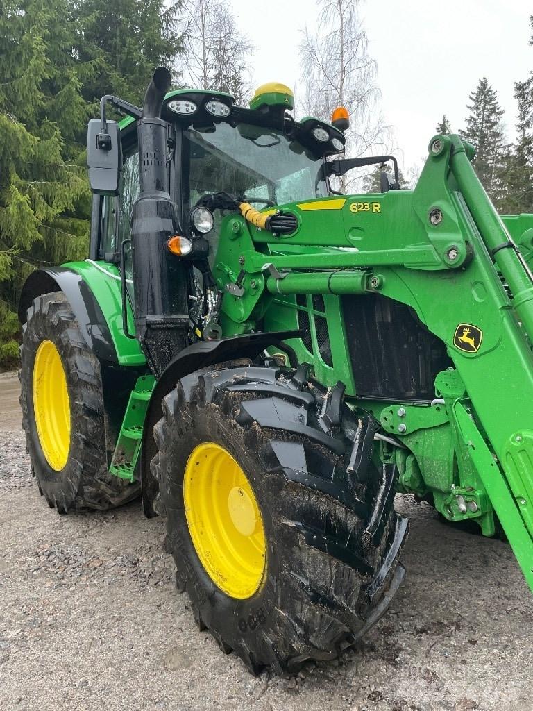 John Deere 6120 M Traktoriai