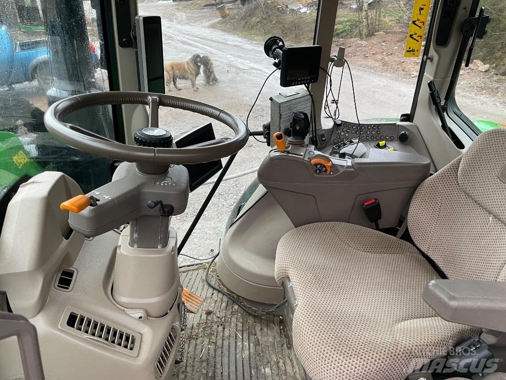 John Deere 6120 M Traktoriai