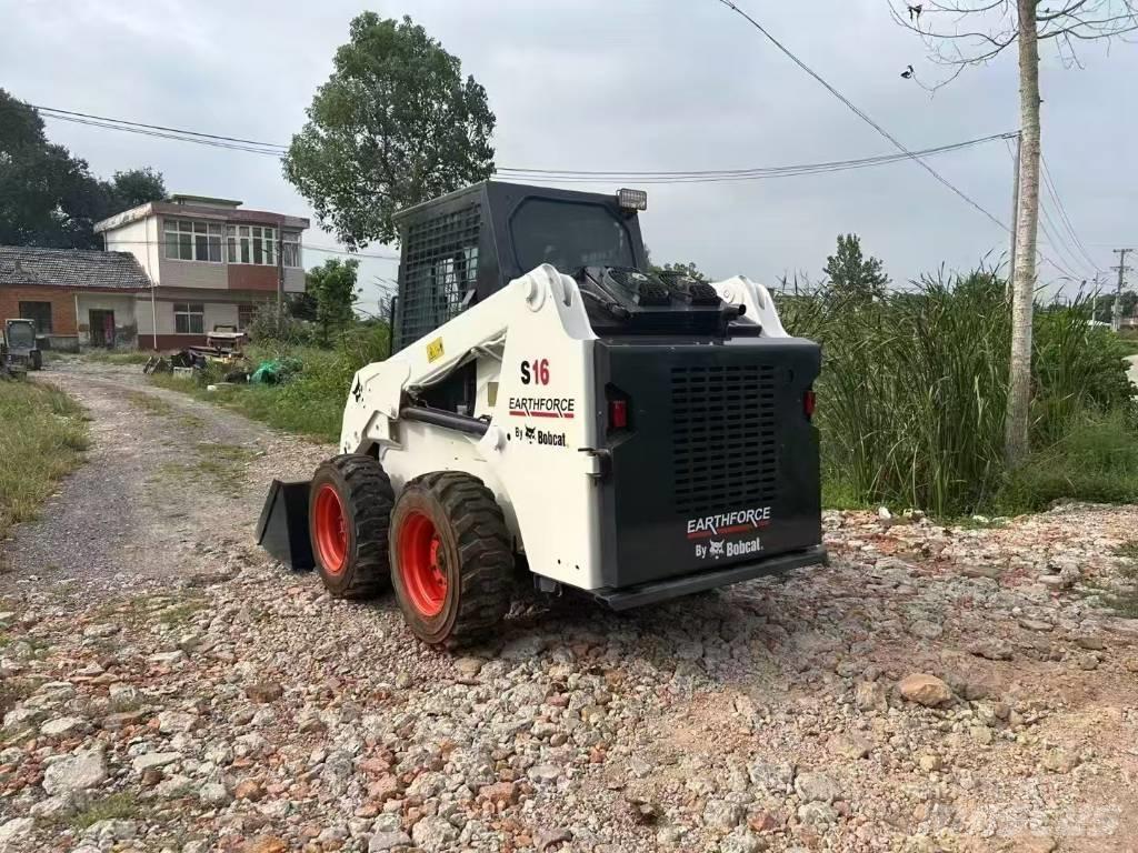 Bobcat S 16 Krautuvai su šoniniu pasukimu