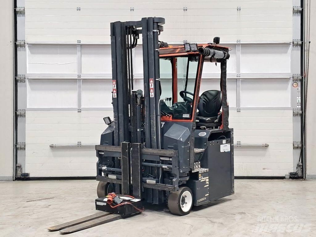 Combilift CBE2500 Krautuvai su pakrovimu iš šonų