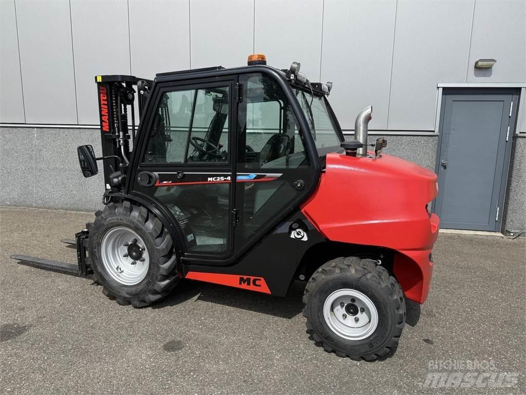Manitou MC25-4 Visureigiai krautuvai