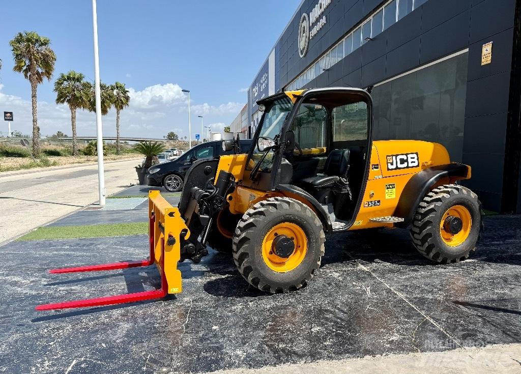 JCB 527-55 Teleskopiniai krautuvai