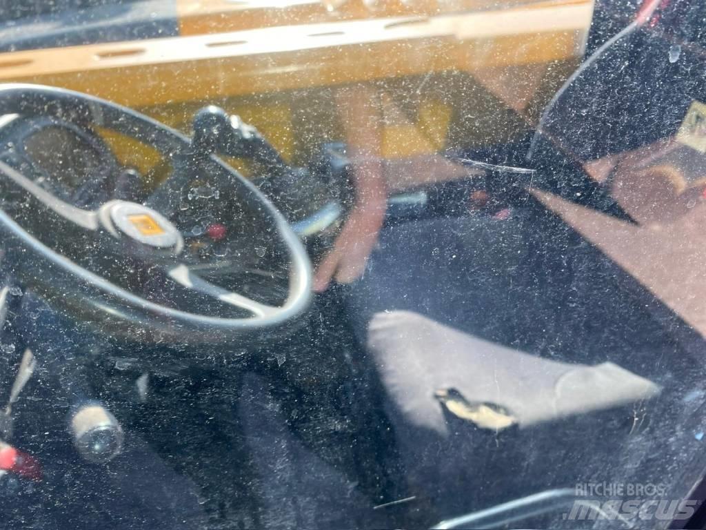 JCB 525-60 Teleskopiniai krautuvai žemės ūkiui