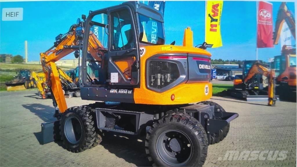 Develon DX100W-7 Ratiniai ekskavatoriai