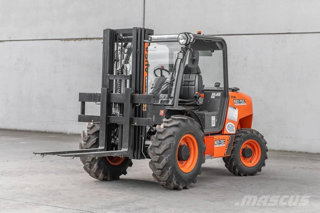 Ausa C 251 H x4 Dyzeliniai krautuvai