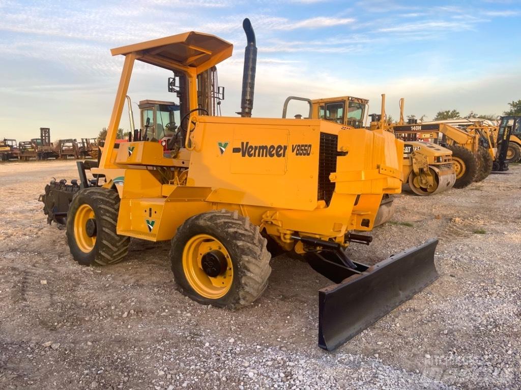 Vermeer V8550 Tranšėjų ekskavatoriai