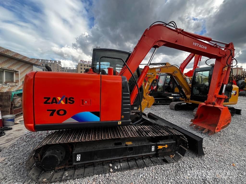 Hitachi ZX 70 Vidutinės galios ekskavatoriai 7-12 t