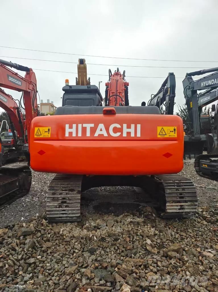 Hitachi ZX 200-3 Vikšriniai ekskavatoriai