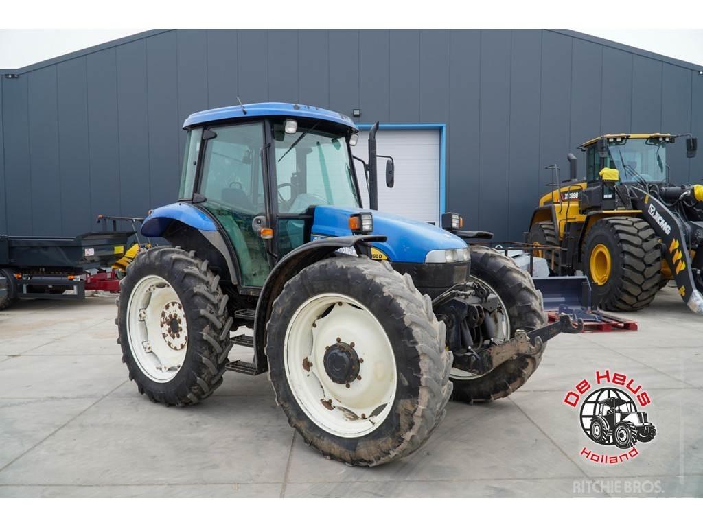 New Holland TD95D Traktoriai