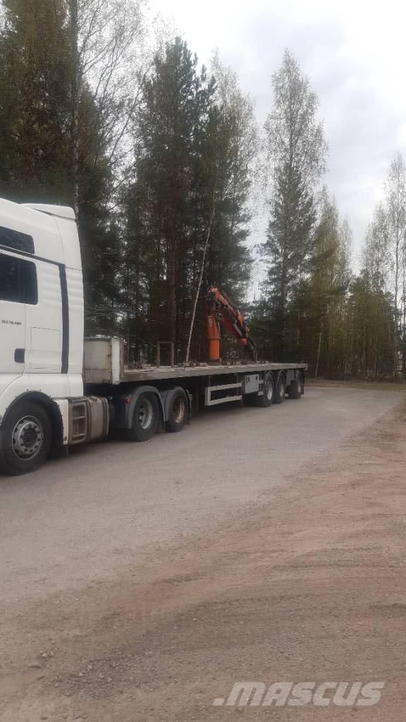 Ekeri L3 Kitos puspriekabės