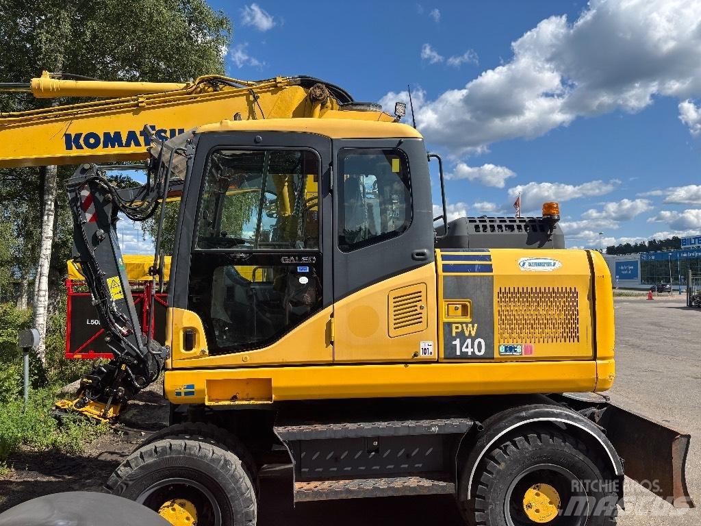 Komatsu PW 140-7 Ratiniai ekskavatoriai