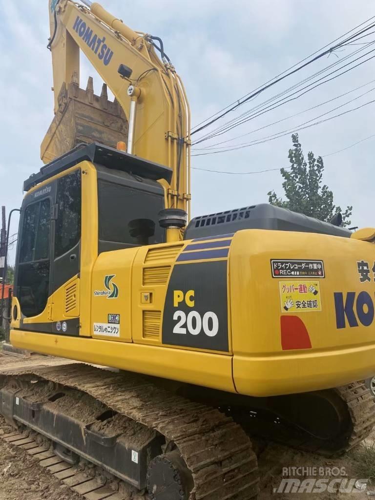 Komatsu pc200-8 Vikšriniai ekskavatoriai
