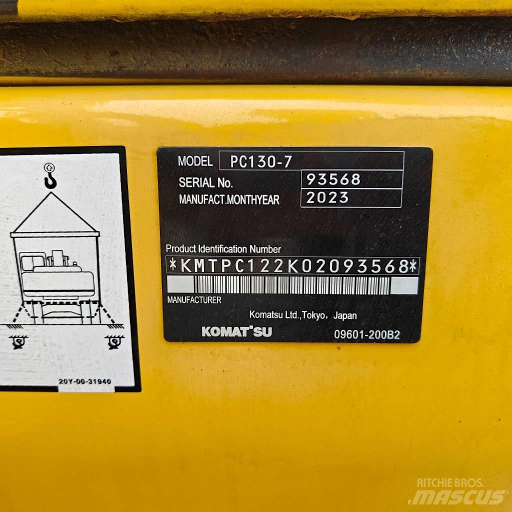 Komatsu 130-7 Vikšriniai ekskavatoriai