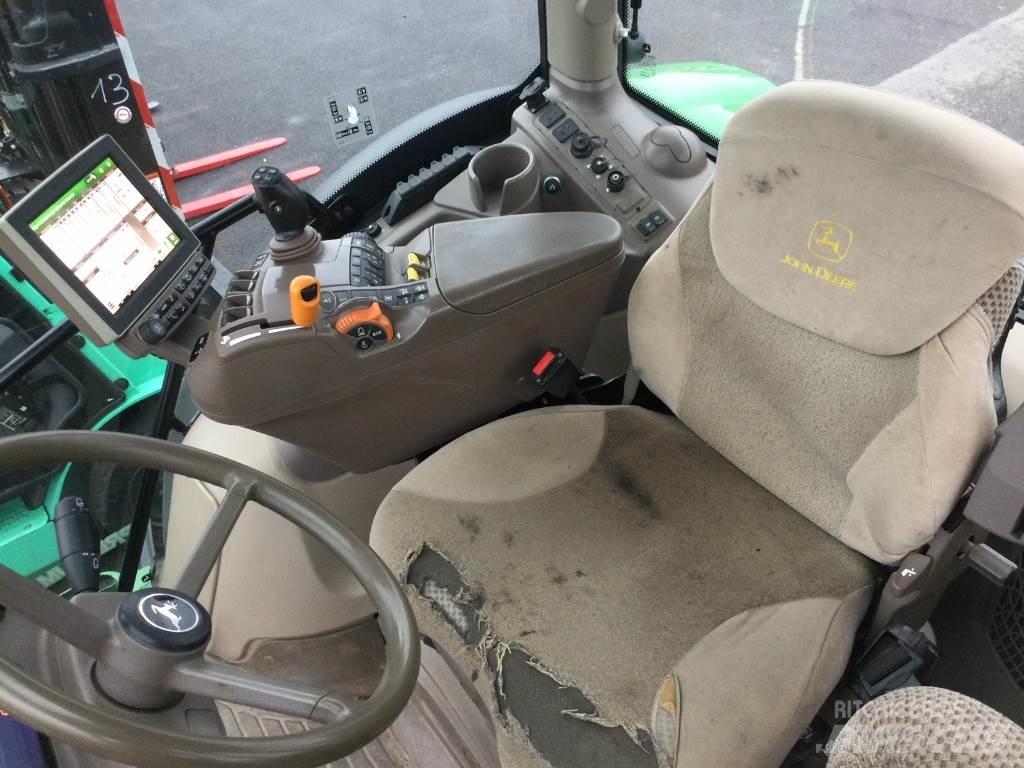 John Deere 6130R Traktoriai