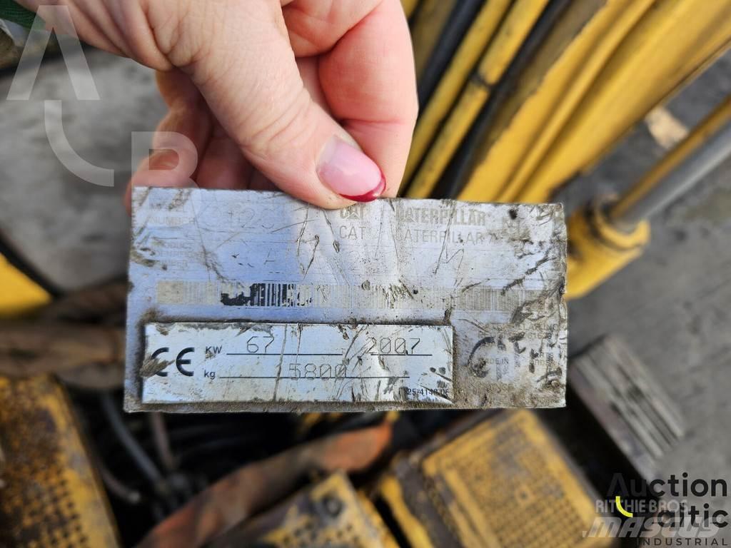 CAT 312 C Vikšriniai ekskavatoriai