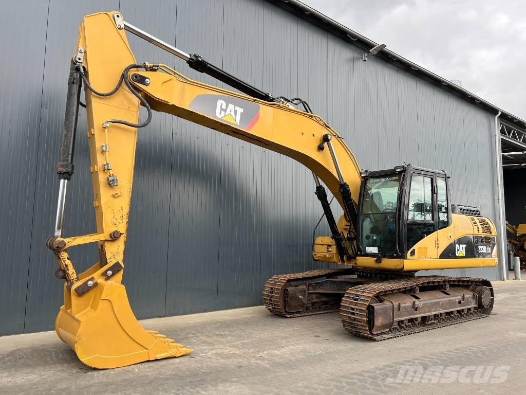 CAT 323D LN Vikšriniai ekskavatoriai