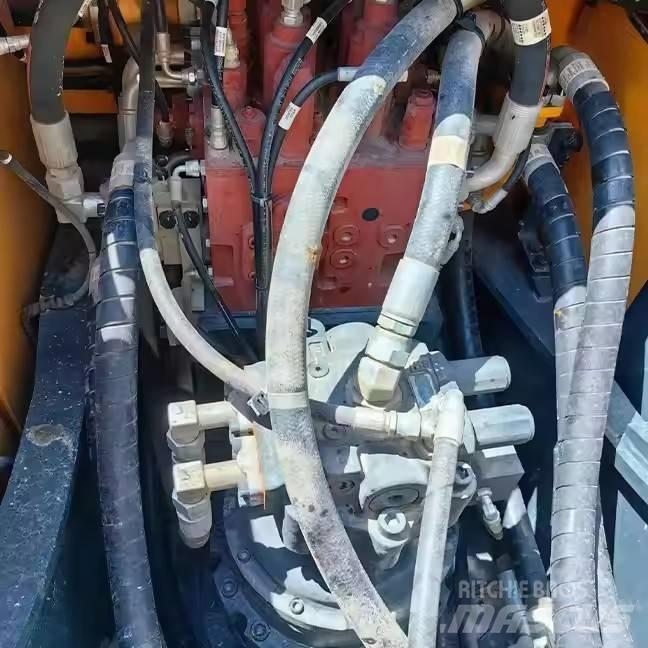 Hyundai 210WVS Ratiniai ekskavatoriai
