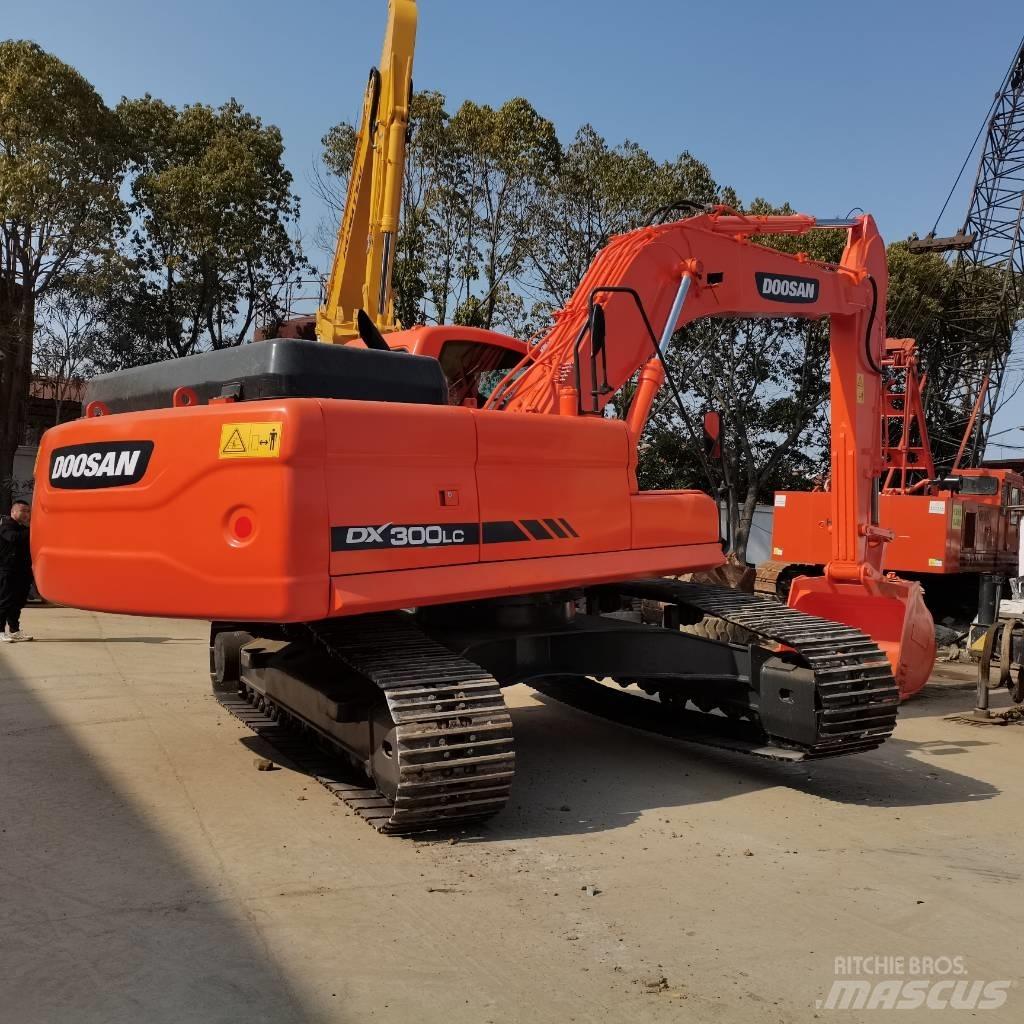 Doosan DX 300 LC Vikšriniai ekskavatoriai