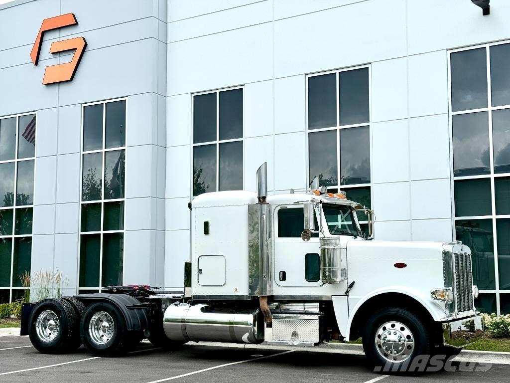 Peterbilt 388 Naudoti vilkikai