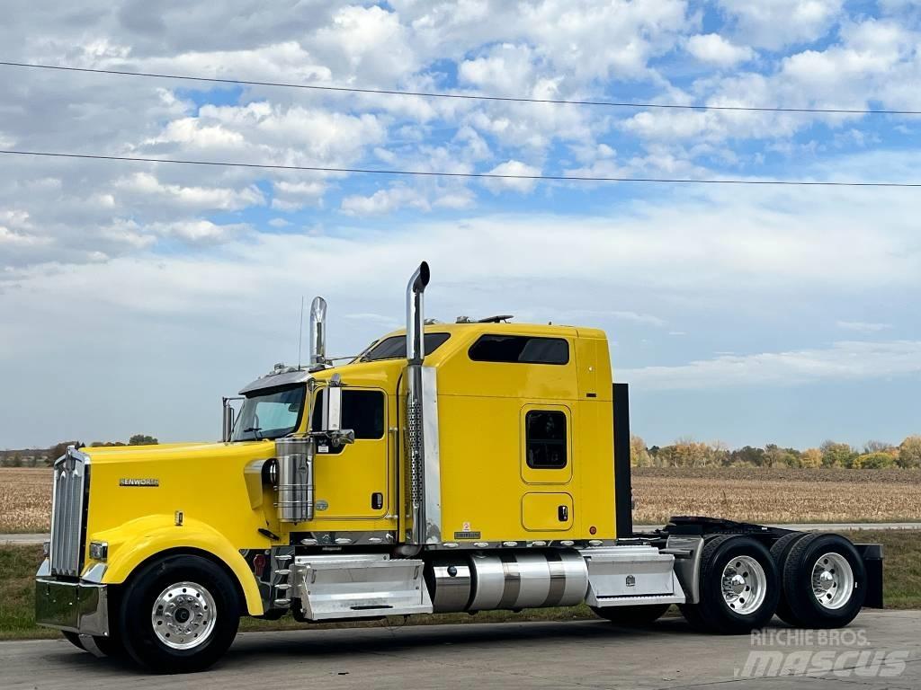 Kenworth W 900 Naudoti vilkikai