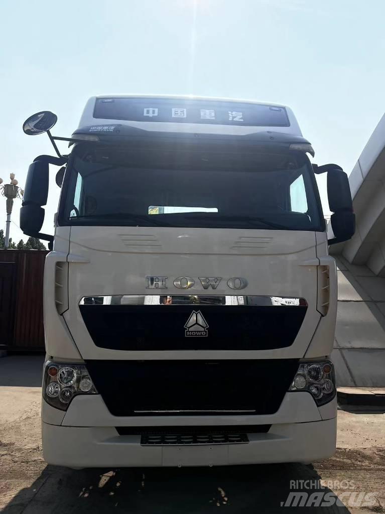 Sinotruk T7H Naudoti vilkikai