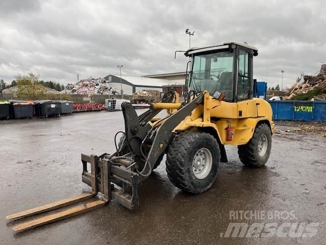 Volvo L30B-Z/S Naudoti ratiniai krautuvai
